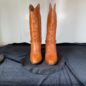 Women's 8.5 Cognac Brown High Heeled Boots in  Good Vintage Condition, Brazil